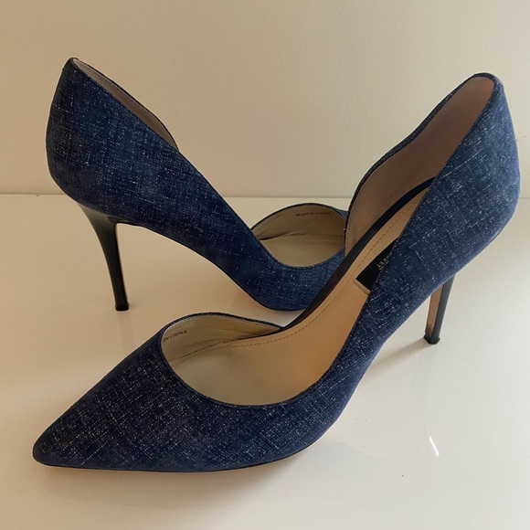 Women’s Denim pump.  Size 8. Excellent condition - Picture 4 of 6